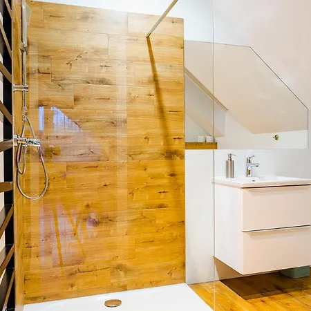 Nad Goscincem Apart Otel