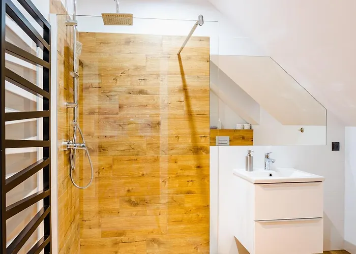 Aparthotel Nad Goscincem 3*